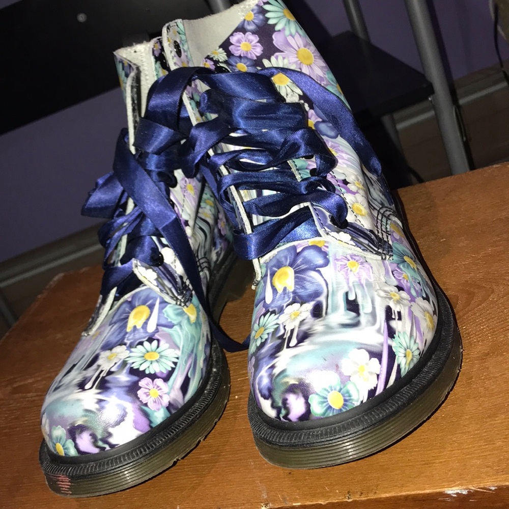 Floral limited edition Doc Martens
